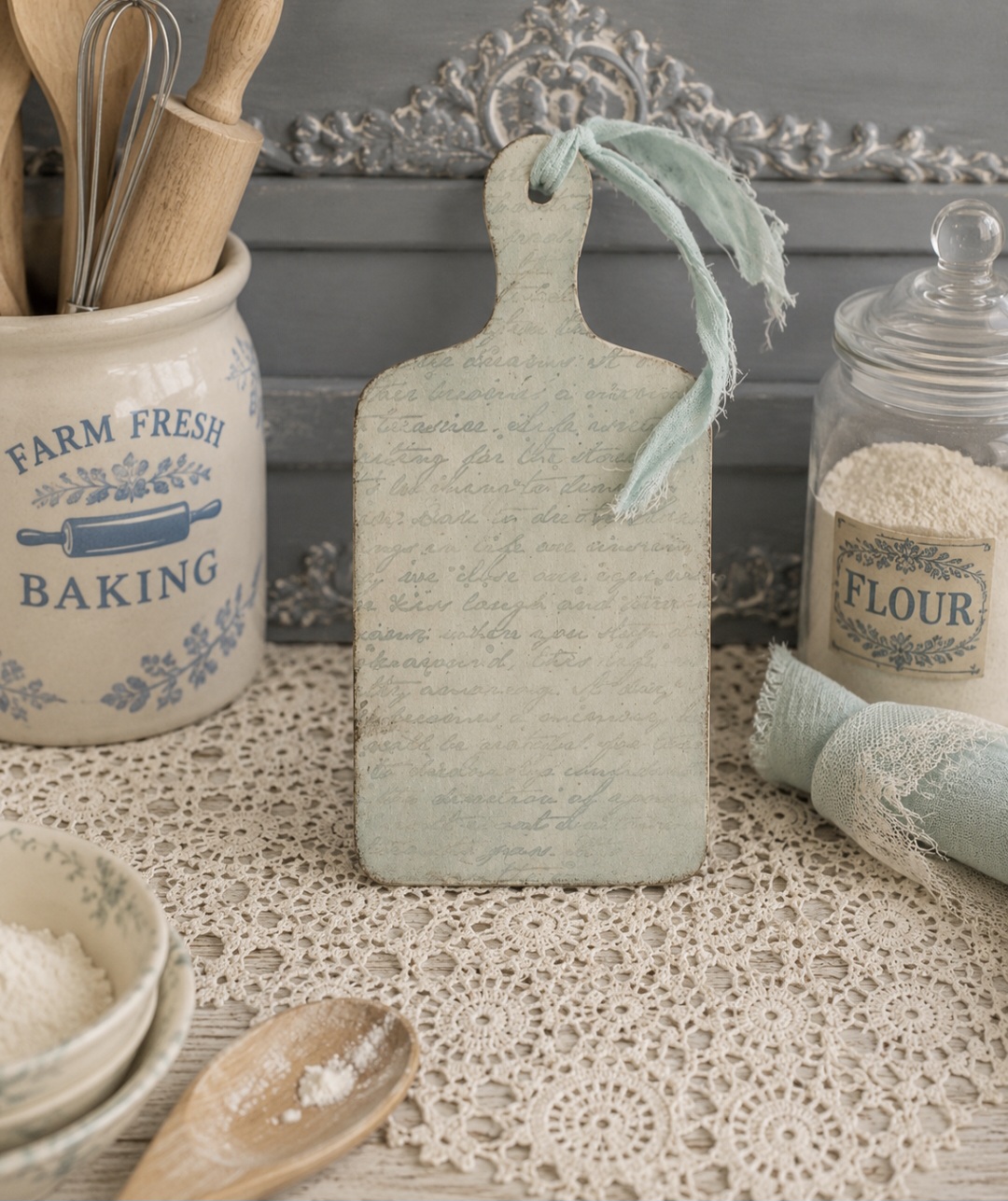 Cute Baker Mouse (photo 2 of 2)