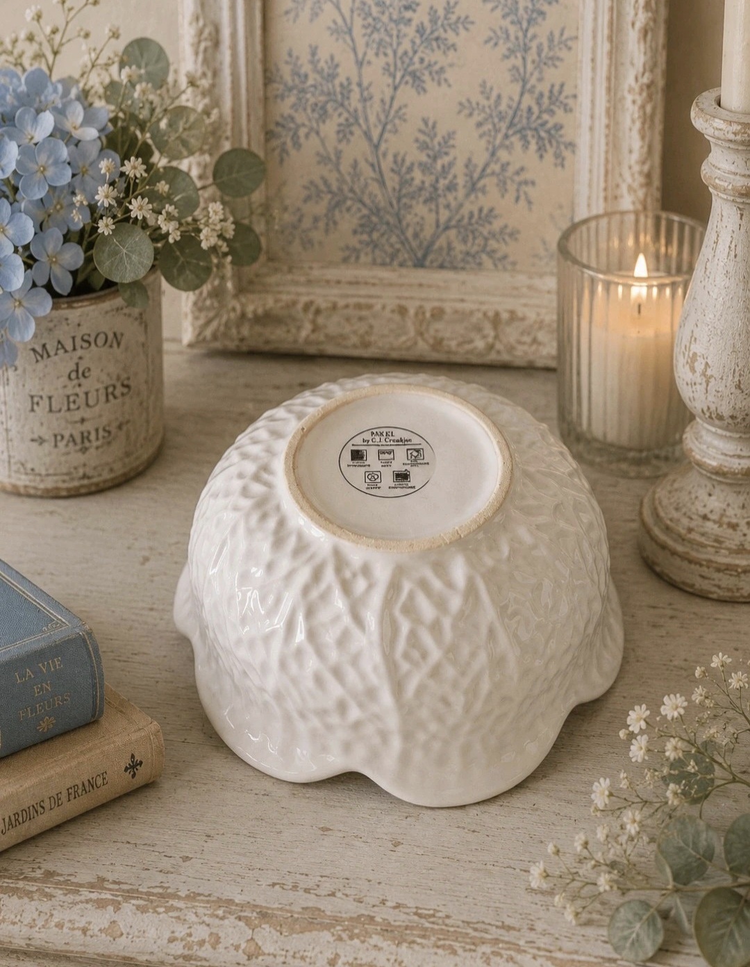 White Cabbage Style Bowl (photo 3 of 5)