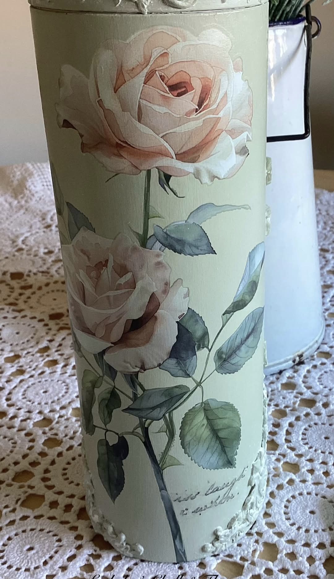 A Tall Summer Inspired Storage Cylinder  (photo 4 of 5)