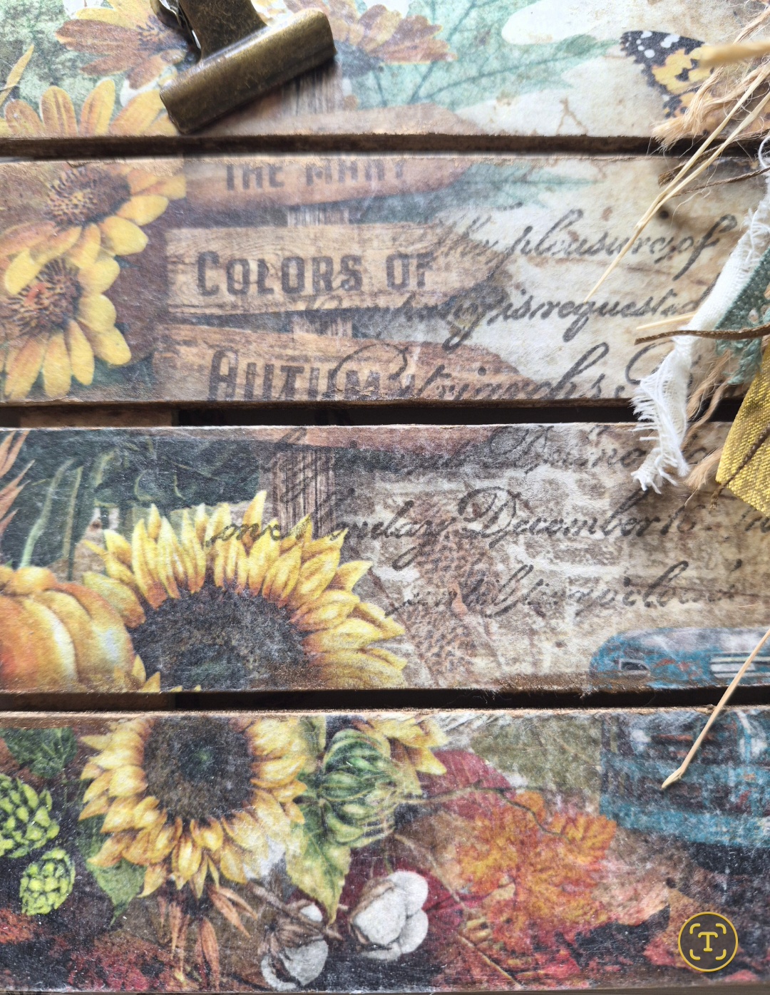 Small Autumn Memo Board (photo 2 of 4)