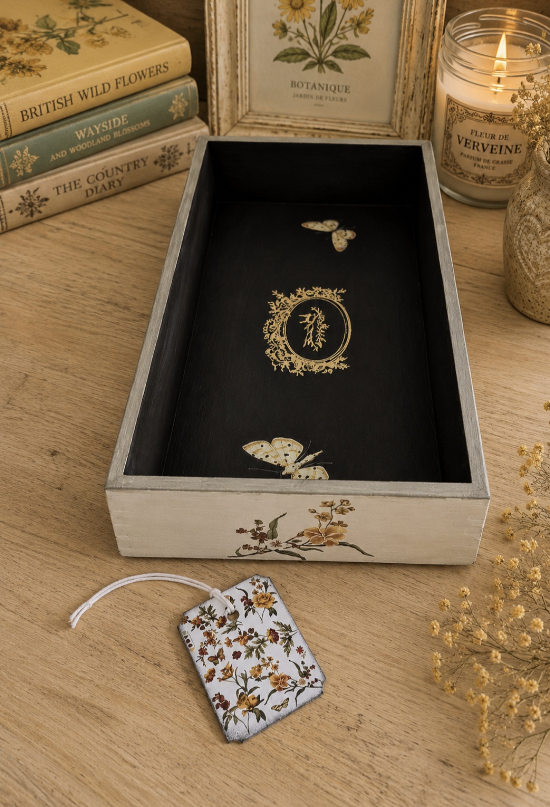 Open Wooden Box (photo 3 of 8)