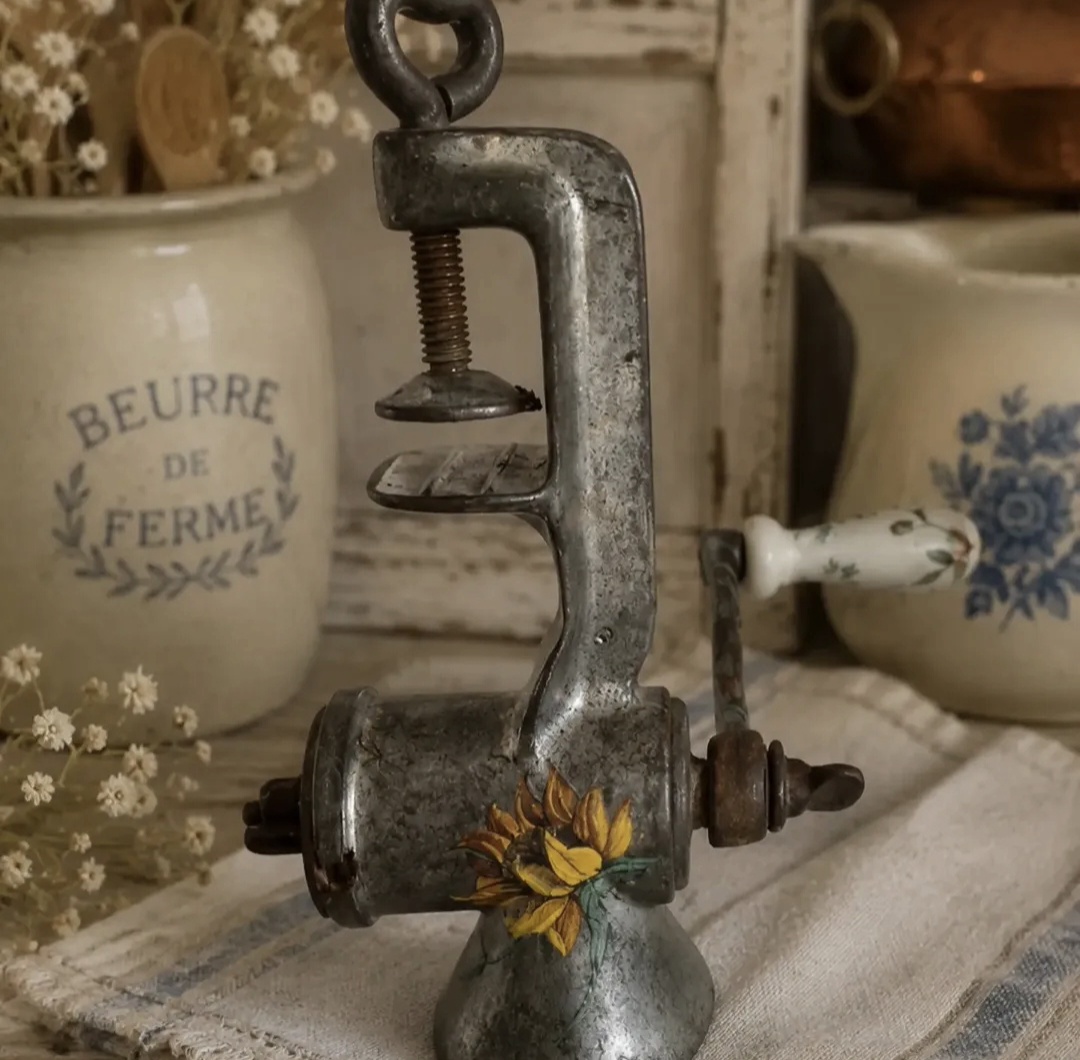 Vintage Table Top Mixer / Grinder (photo 3 of 4)