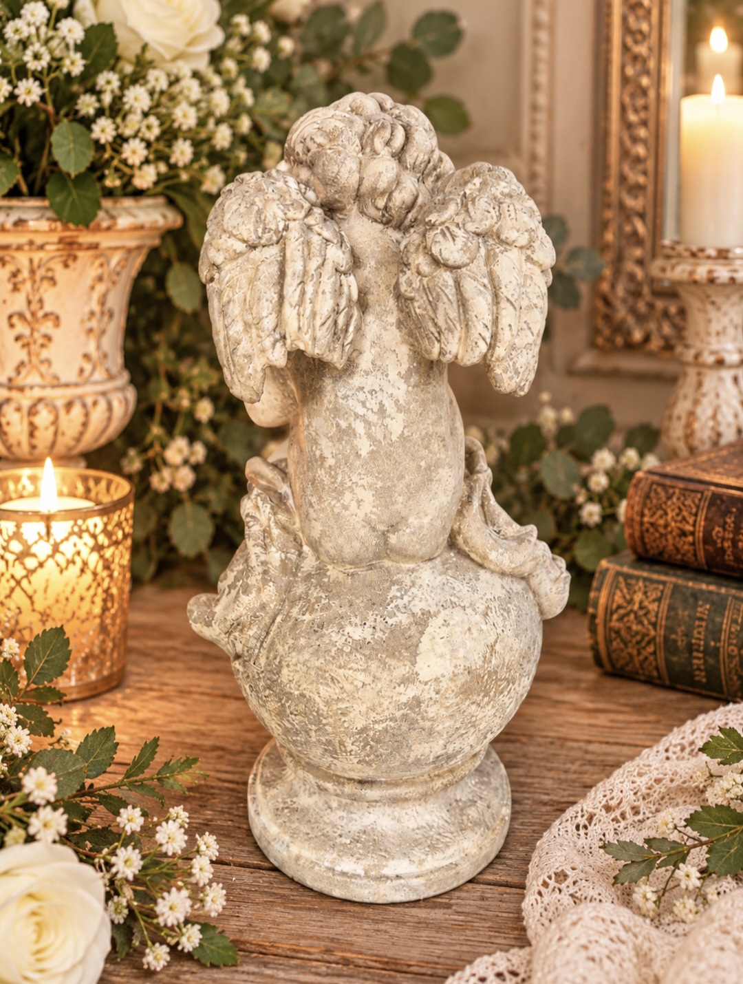 Sitting Angel Decoration  (photo 5 of 5)