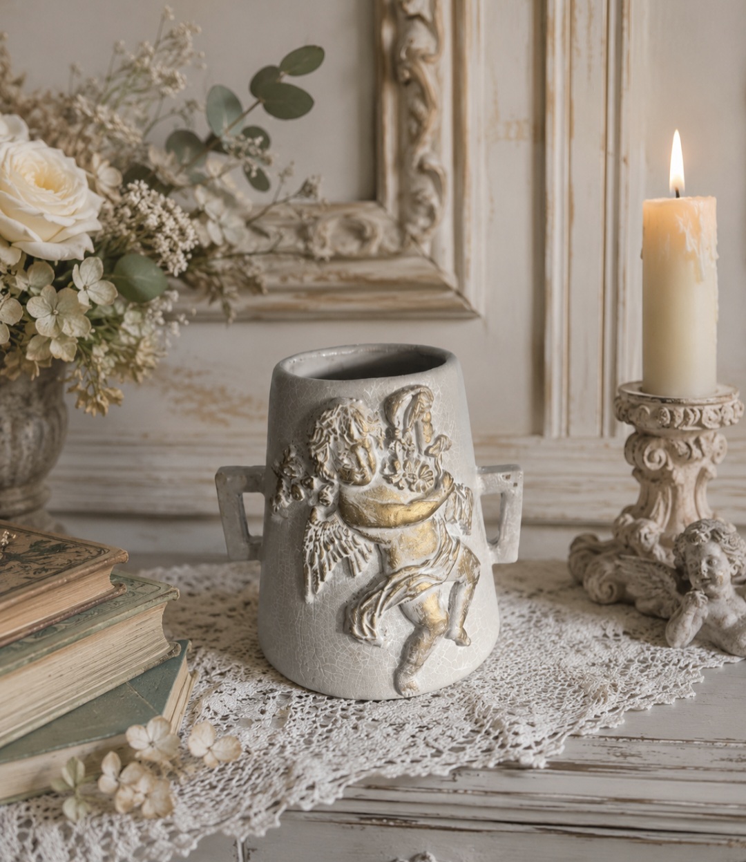 Little Pot With Angels (photo 1 of 2)