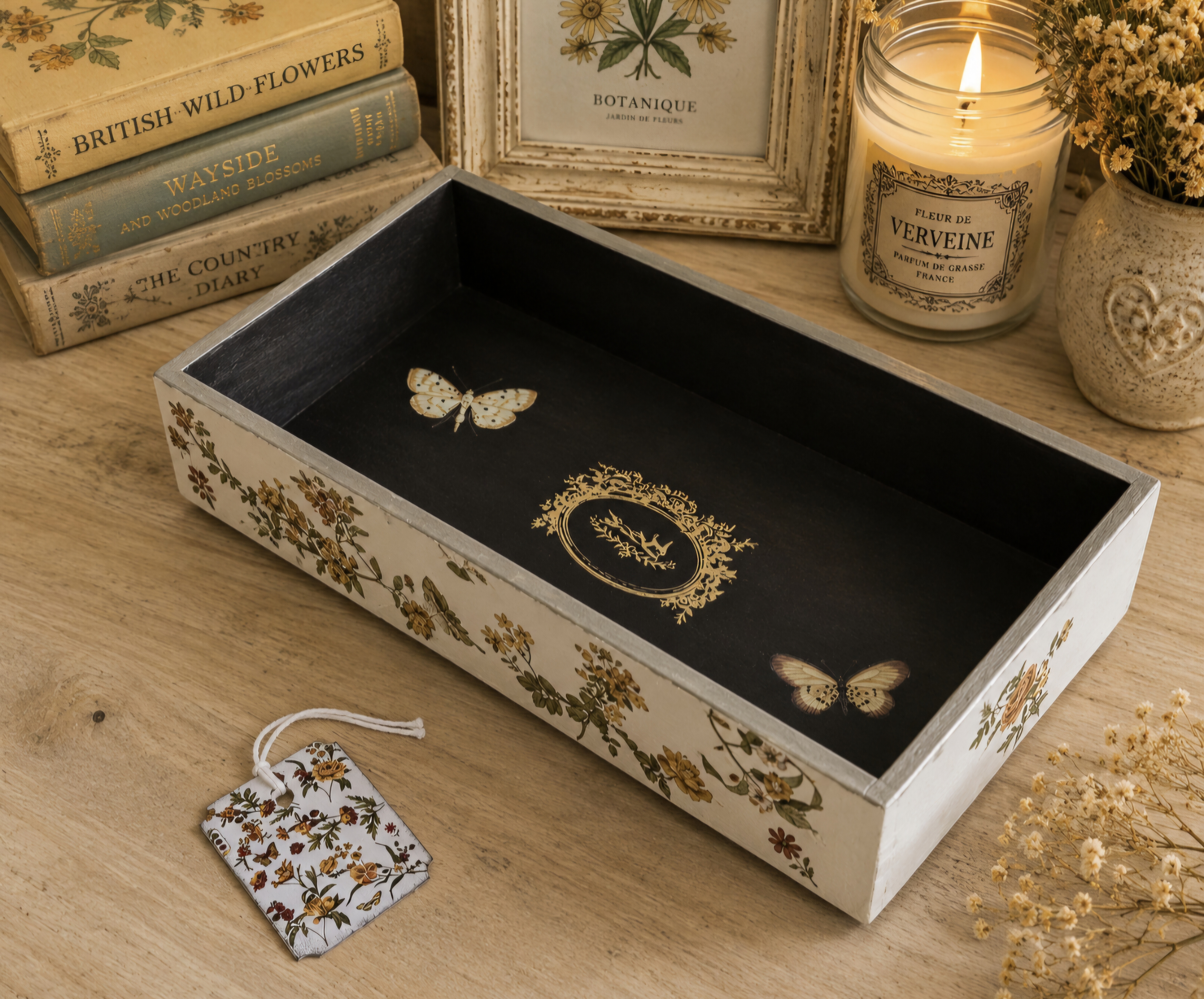 Open Wooden Box (photo 5 of 8)