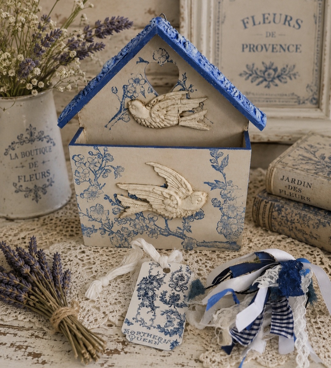 French Toille Feel Hanging Open Box (photo 1 of 3)